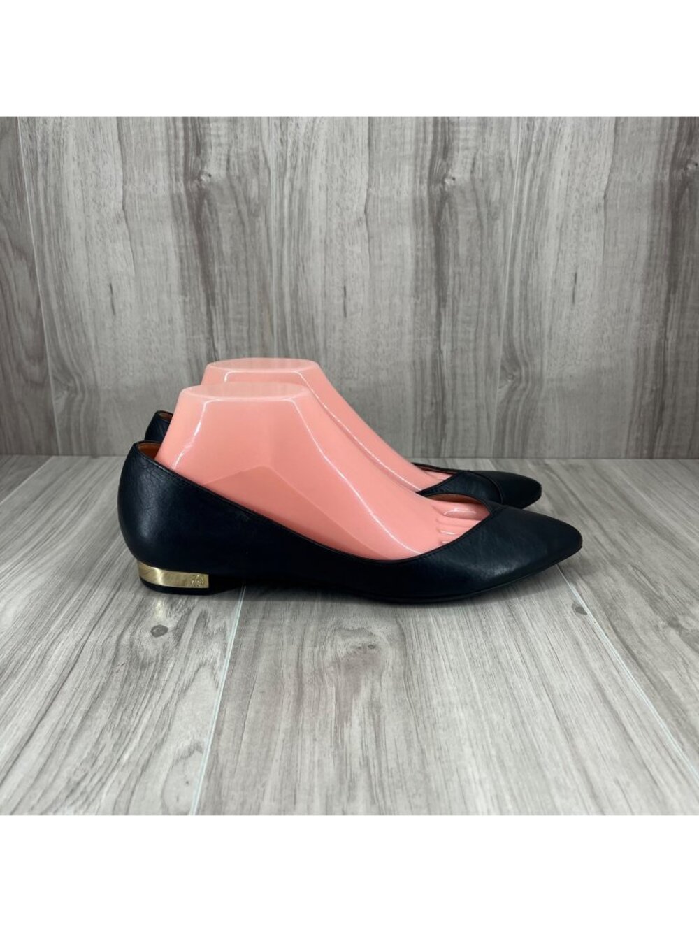 Tory Burch Flats Womens Womens 9M Georgia Black Leather Pointed Toe Slip On Shoe